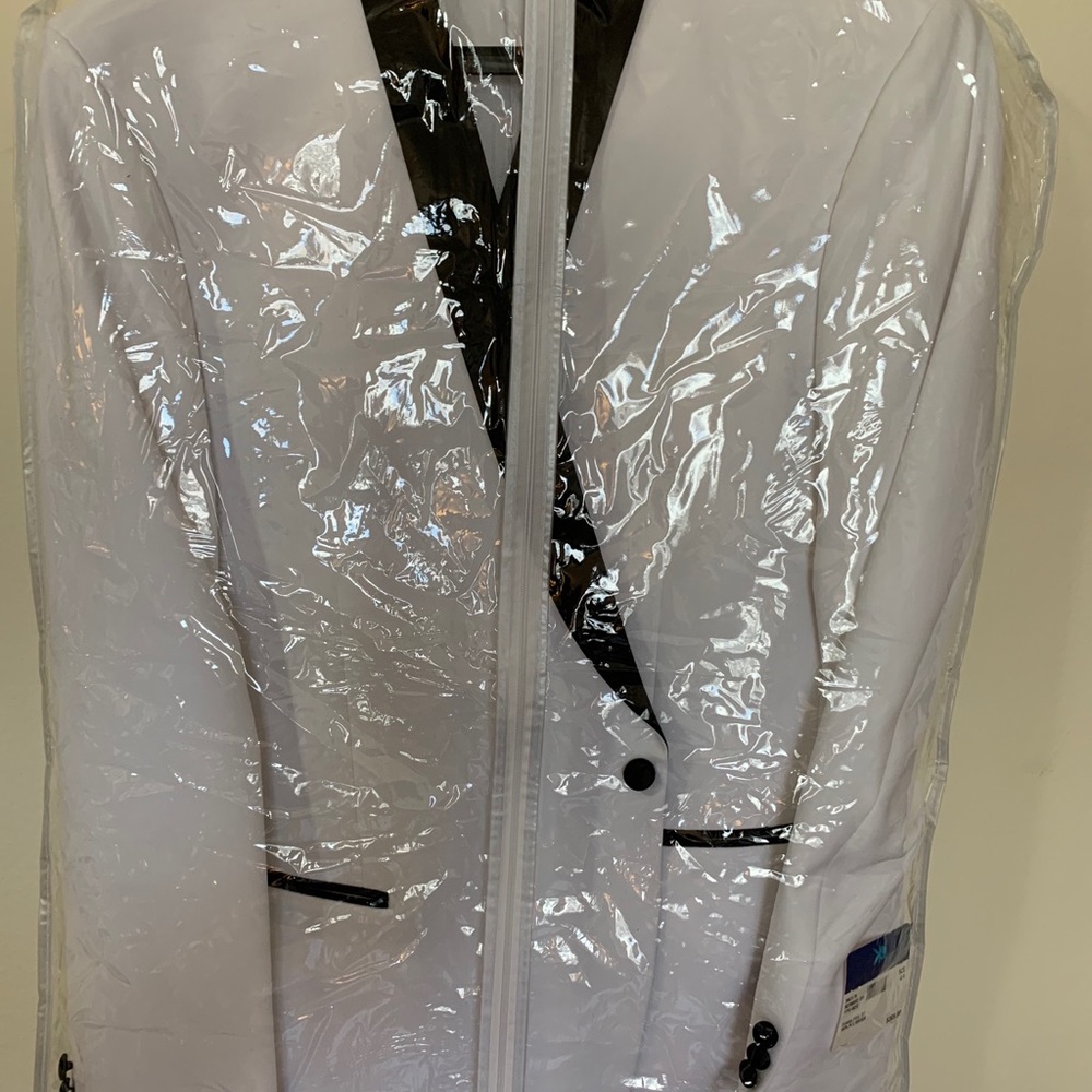 White & Black Dinner Jacket/Blazer